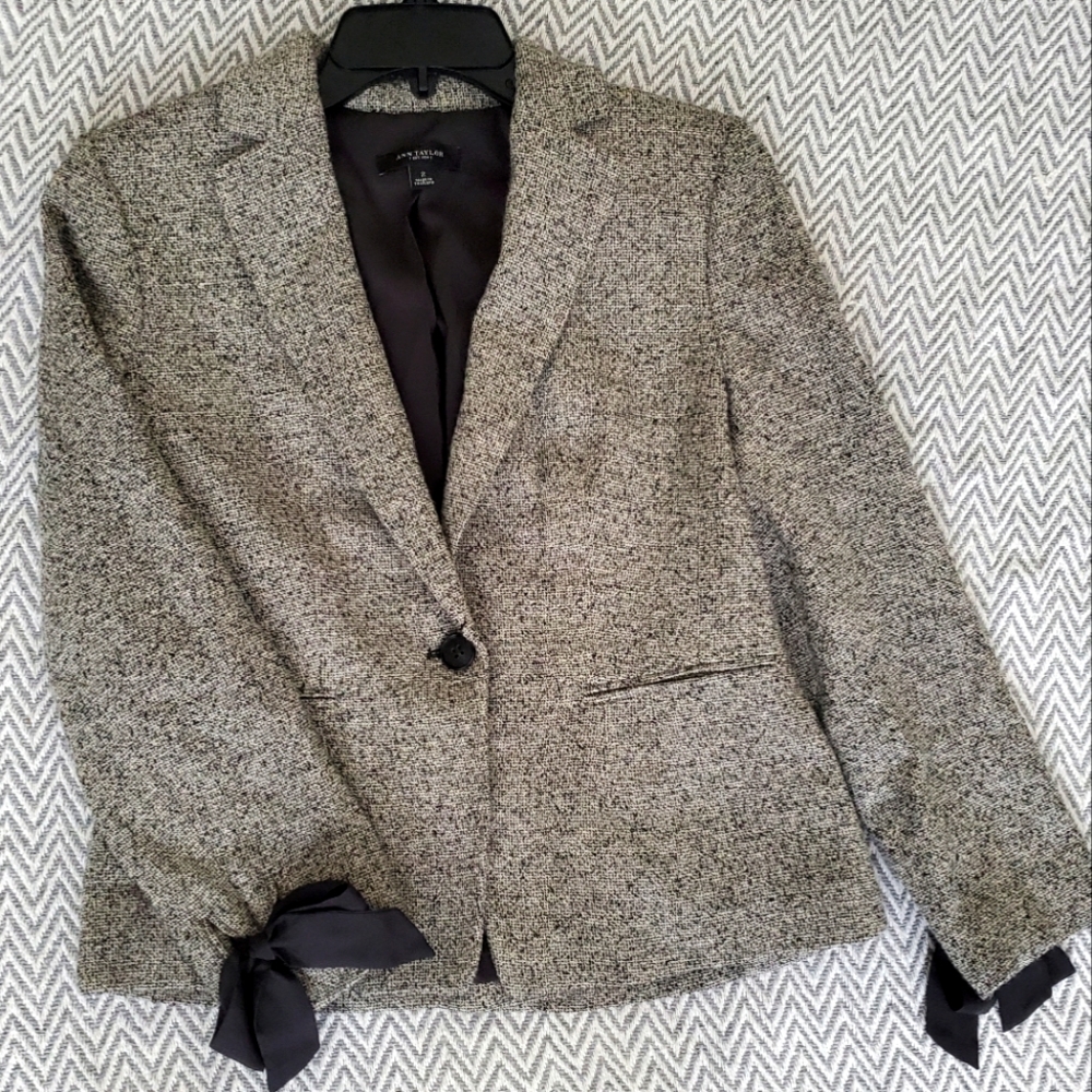 Sz 2 Ann Taylor Heather Gray Blazer with Bow Tie Sleeve